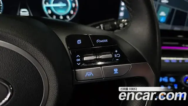 Hyundai The New Avante Hybrid 2021 — Photo 13/20
