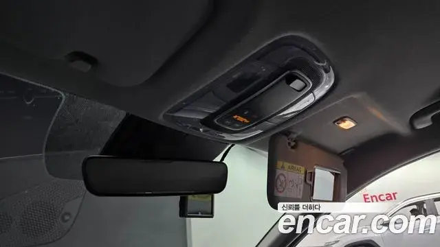 Hyundai The New Avante Hybrid 2021 — Photo 12/20
