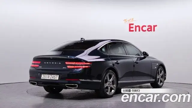 Genesis G80 2022 — ფოტო 16/20
