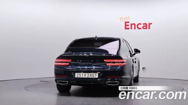 Genesis G80 2022 — ფოტო 14/20