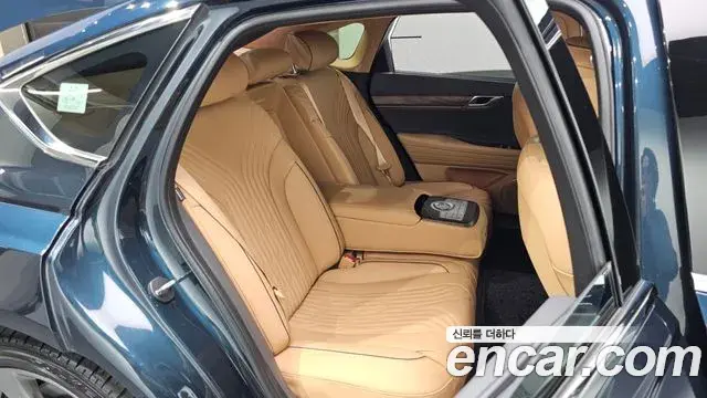 Genesis G80 2022 — ფოტო 17/20