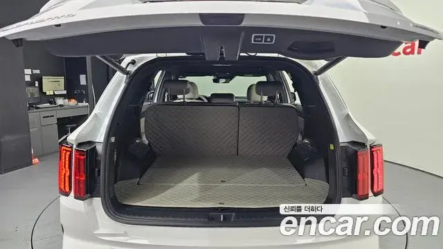 Kia Sorento 2023 — Şəkil 9/20