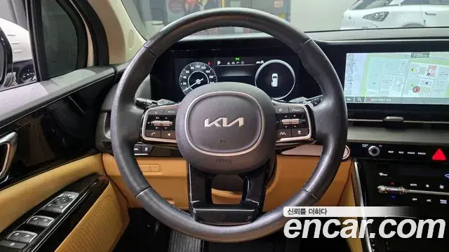 Kia Carnival 2022 — Photo 13/20