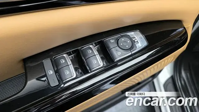 Kia Carnival 2022 — Photo 14/20