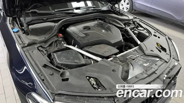 BMW 5 Series 2019 — ფოტო 2/20