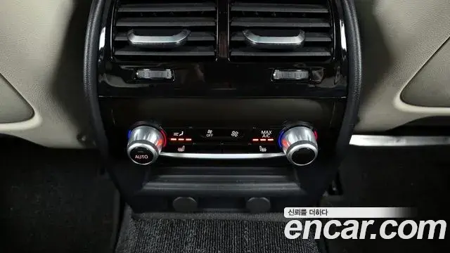 BMW 5 Series 2019 — ფოტო 10/20