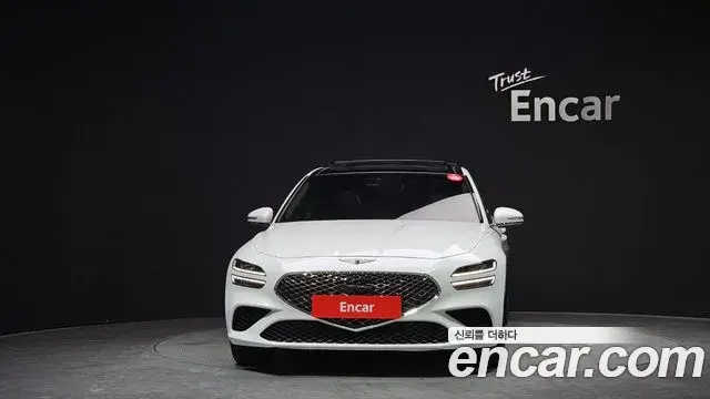 Genesis G70 2022 — Photo 9/20