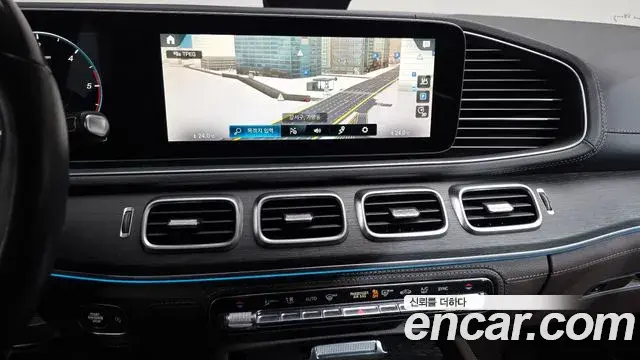 Mercedes-Benz GLS-Class 2023 — Фото 14/20