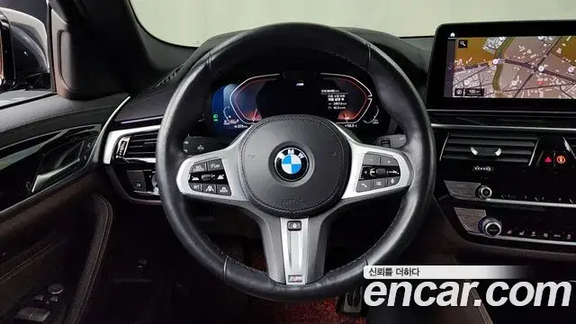 BMW 5 Series 2021 — Фото 13/20