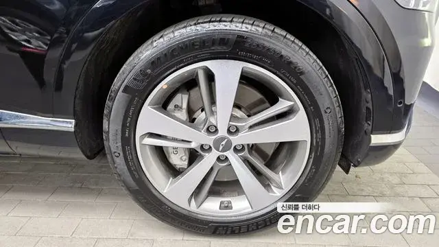 Genesis GV80 2022 — ფოტო 15/20