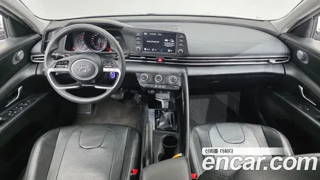 Hyundai The New Avante Hybrid 2022 — ფოტო 4/21