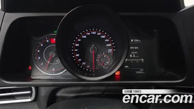 Hyundai The New Avante Hybrid 2022 — ფოტო 16/21