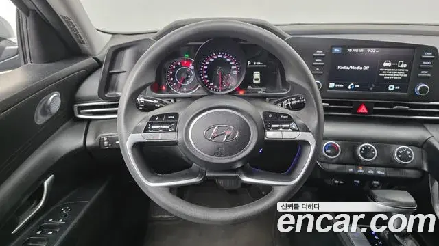 Hyundai The New Avante Hybrid 2022 — ფოტო 5/21