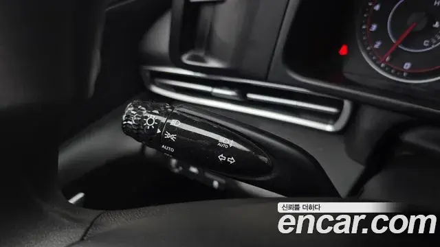 Hyundai The New Avante Hybrid 2022 — ფოტო 7/21
