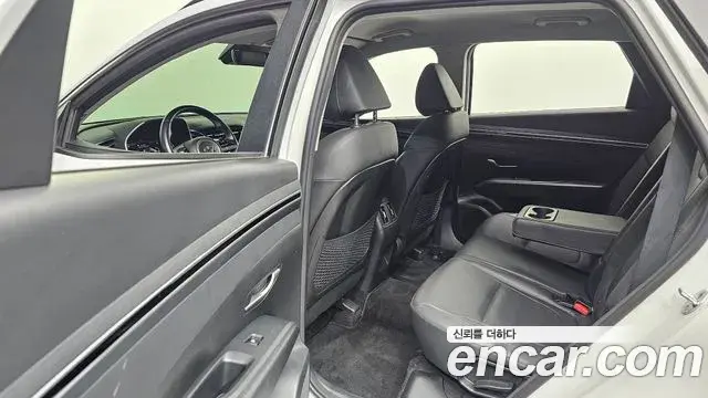 Hyundai Tucson Hybrid 2021 — ფოტო 19/20