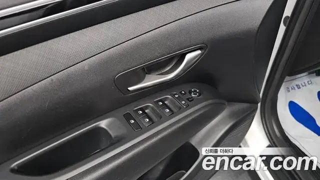 Hyundai Tucson Hybrid 2021 — ფოტო 2/20