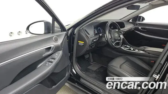 Hyundai Sonata Hybrid 2019 — Şəkil 19/20
