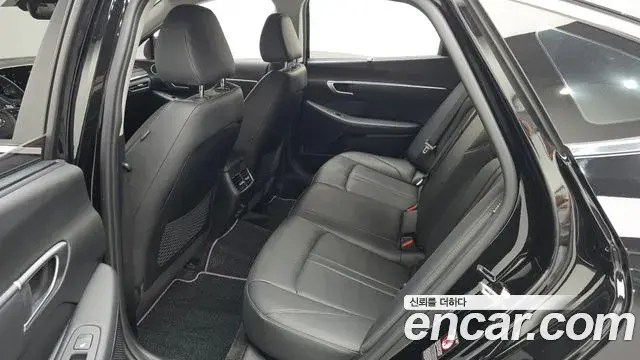 Hyundai Sonata Hybrid 2019 — Şəkil 14/20