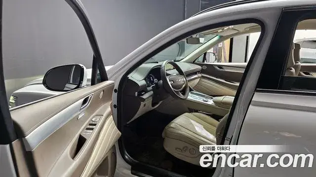 Genesis GV80 2020 — ფოტო 14/20
