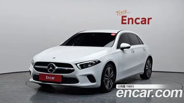 Mercedes-Benz A-Class 2022 — Şəkil 12/20