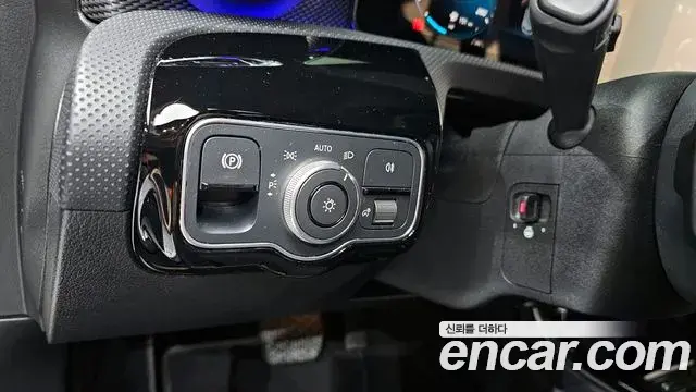 Mercedes-Benz A-Class 2022 — Şəkil 10/20
