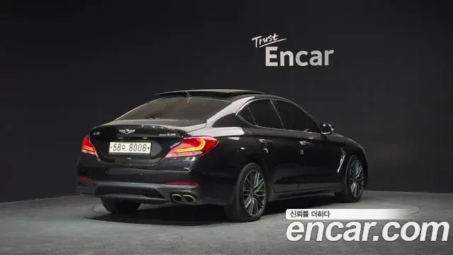 Genesis G70 2018 — ფოტო 14/20