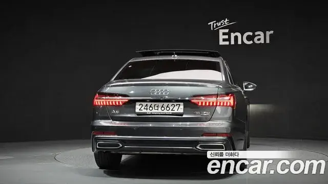 Audi A6 2022 — ფოტო 13/20