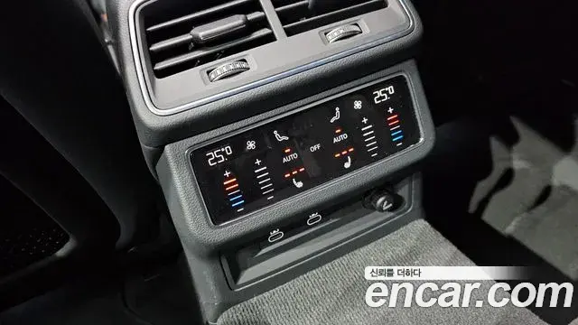 Audi A6 2022 — ფოტო 12/20