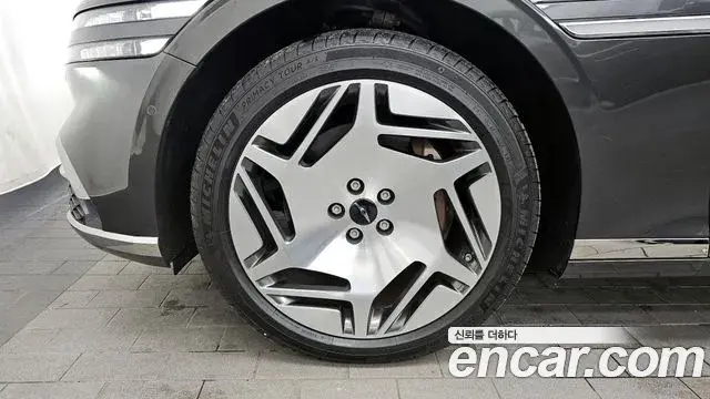 Genesis G90 2024 — ფოტო 16/33