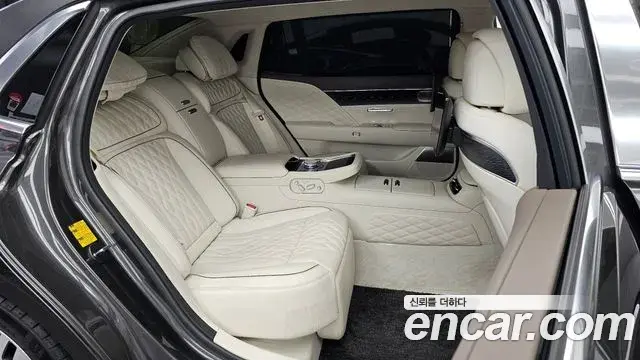 Genesis G90 2024 — ფოტო 13/33