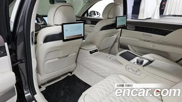 Genesis G90 2024 — ფოტო 21/33