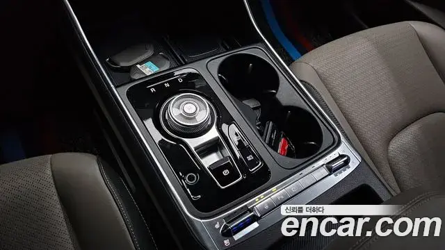 Kia Carnival 2023 — Photo 12/20