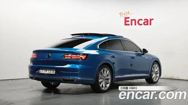 Volkswagen Arteon 2022 — Photo 8/20