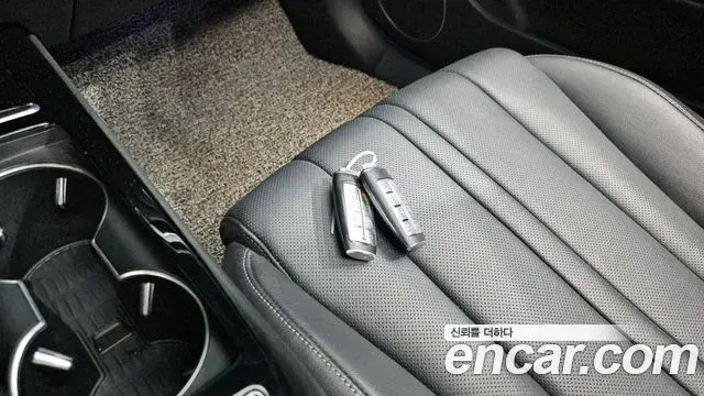 Genesis G80 2021 — Şəkil 32/36