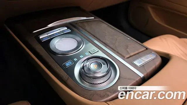 Genesis Electrified G80 2022 — Фото 9/20