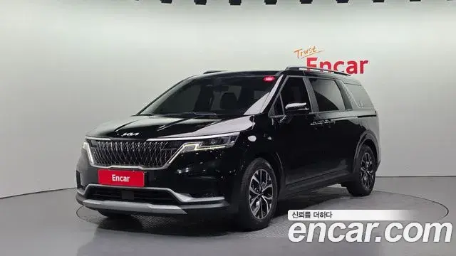 Kia Carnival 2022 — Фото 1/20