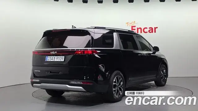 Kia Carnival 2022 — Фото 2/20