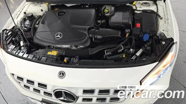 Mercedes-Benz GLA-Class 2019 — Фото 6/20
