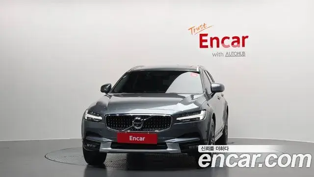 Volvo V90 Cross Country 2019 — Şəkil 27/37