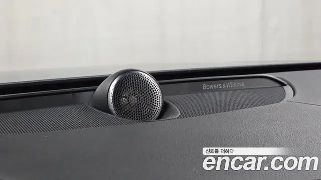 Volvo V90 Cross Country 2019 — Şəkil 1/37
