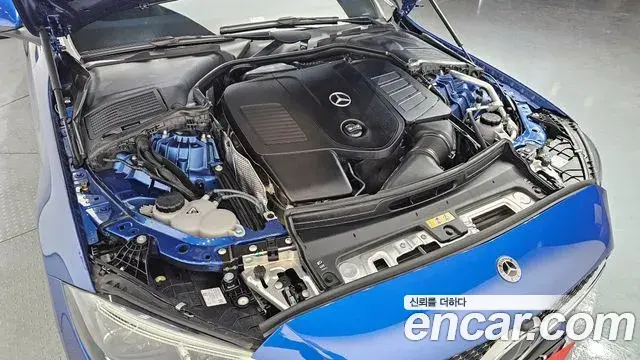 Mercedes-Benz C-Class 2023 — Фото 6/20