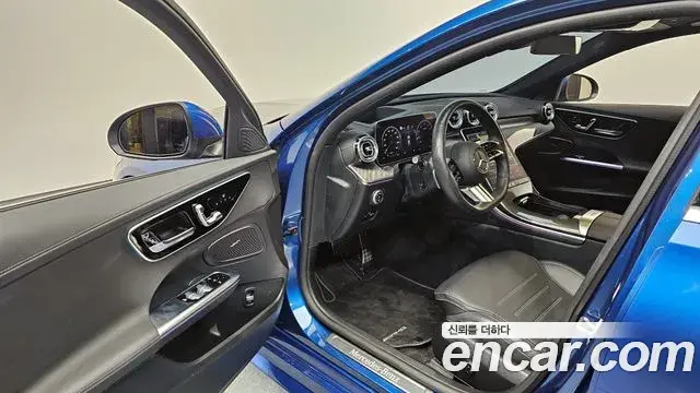 Mercedes-Benz C-Class 2023 — Фото 11/20