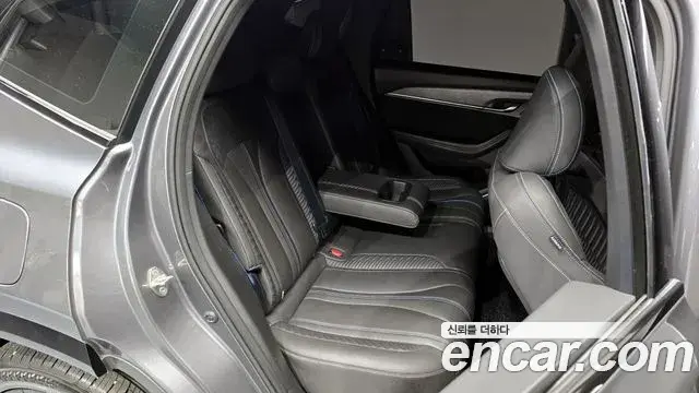 Renault Samsung Grand Koleos 2024 — Photo 14/30