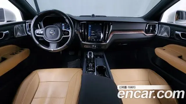 Volvo S60 2020 — Photo 20/20