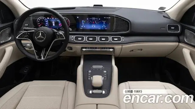 Mercedes-Benz GLE-Class 2025 — Фото 10/20
