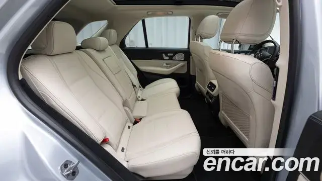 Mercedes-Benz GLE-Class 2025 — Фото 8/20