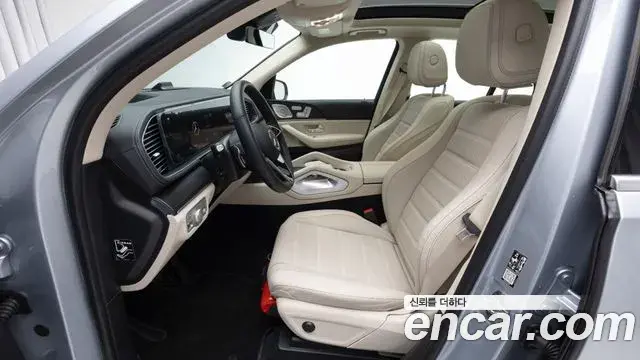 Mercedes-Benz GLE-Class 2025 — Фото 14/20