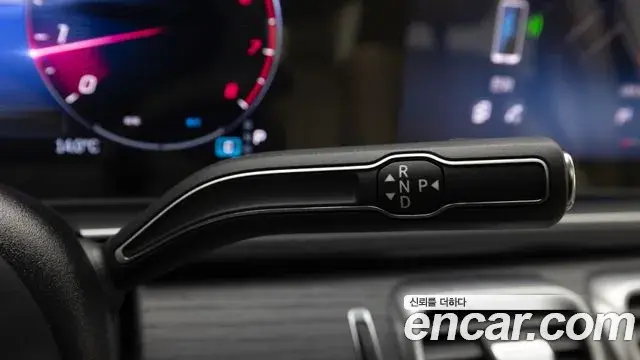 Mercedes-Benz GLE-Class 2025 — Фото 19/20