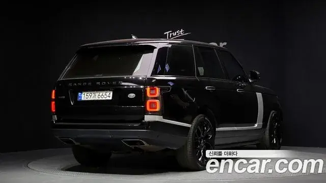 Land Rover Range Rover 2018 — Şəkil 17/20