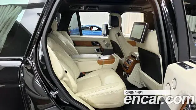 Land Rover Range Rover 2018 — Şəkil 10/20